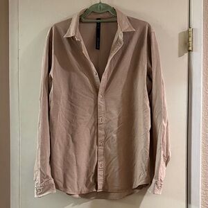 Lululemon Men’s Medium Blush Sand Stretch Button Down Shirt